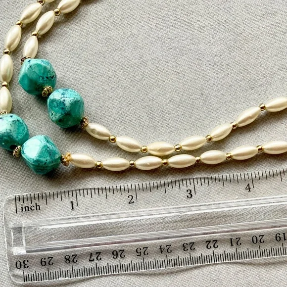 VINTAGE 44” LONG FAUX TURQUOISE & SEED PEARL BEAD NECKLACE GOLD TONE SPACERS - Picture 4 of 4